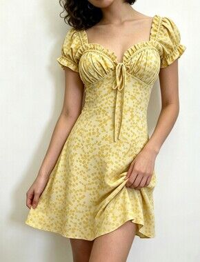 🐝🐝100% Silk, Sweetheart Tie-Front Yellow Floral Mini Dress